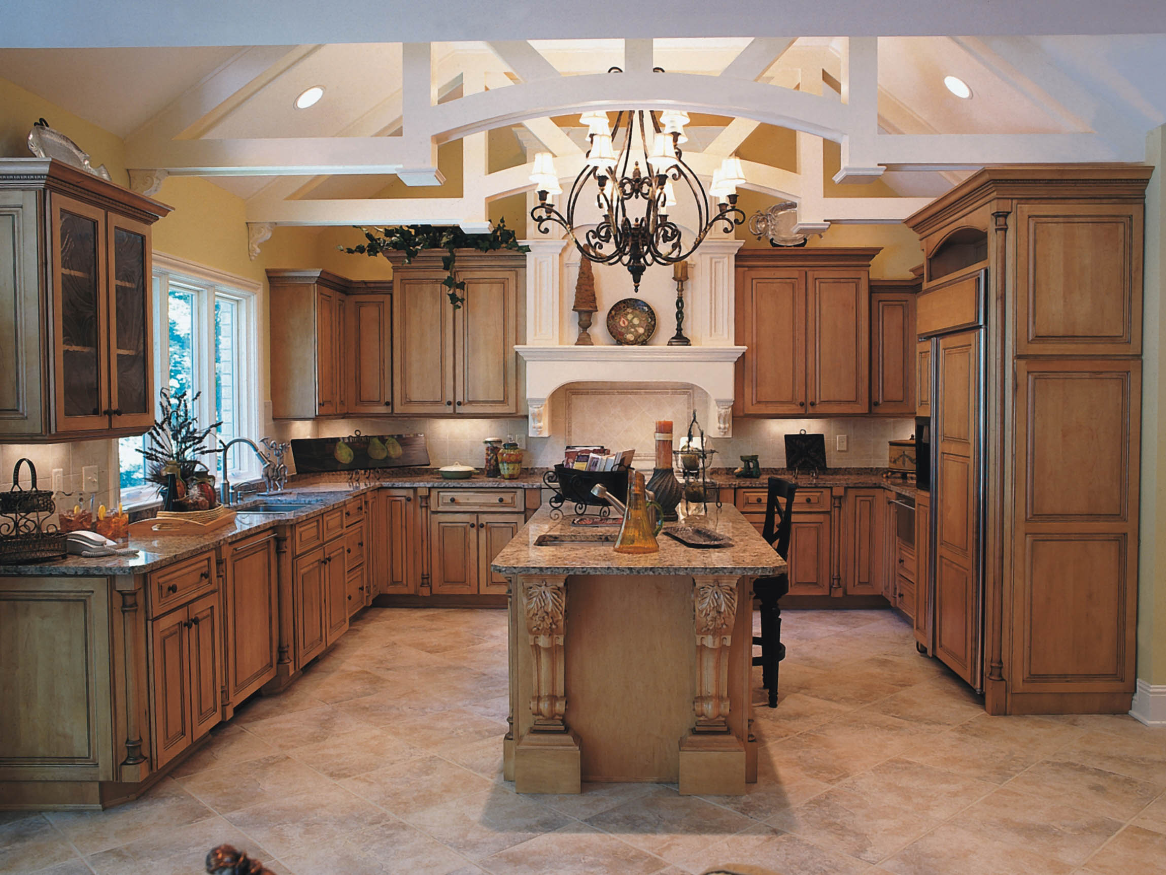 Golden On Maple Full Overlay Using Oxford Raised Door Kitchen